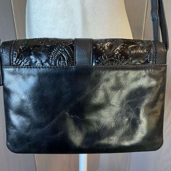 THE SAK Black Leather Crossbody Bag Distressed Tooled *NEW* - Picture 4 of 14